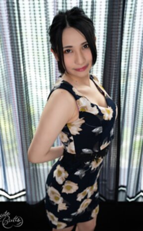 Asami Kondo strips flowered dress and pink panties and shows off her ass